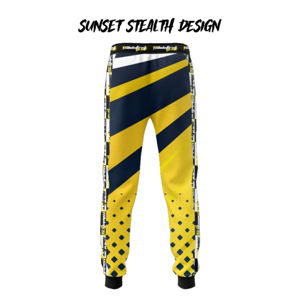 Premium custom Speedsoft pants for Speedsoft and Airsoft, featuring fully customizable artwork, player name and number, chest padding, soft padded shoulders, softshell forearms, breathable mesh side and rear panels, and anti-slide thumbholes – designed for durability, agility, and protection in high-speed gameplay.