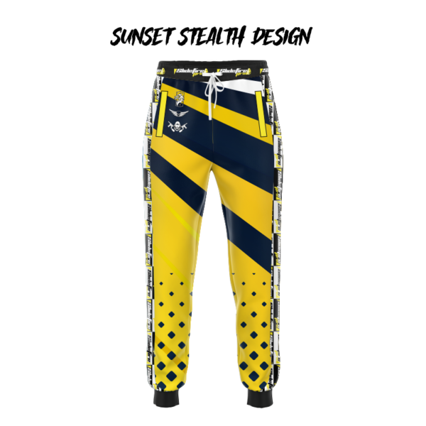 Premium custom Speedsoft pants for Speedsoft and Airsoft, featuring fully customizable artwork, player name and number, chest padding, soft padded shoulders, softshell forearms, breathable mesh side and rear panels, and anti-slide thumbholes – designed for durability, agility, and protection in high-speed gameplay.